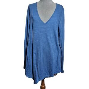 Blue Cotton Long Sleeve V Neck Tee Size Medium